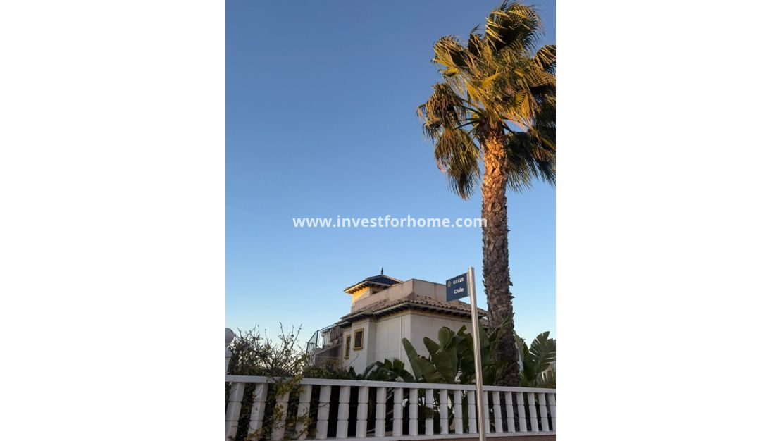 Sale - Villa - Orihuela Costa - Costa Blanca