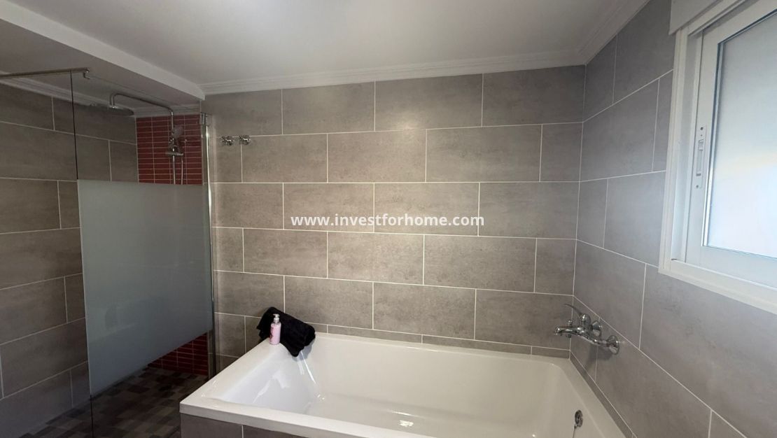 Sale - Villa - Orihuela Costa - Costa Blanca