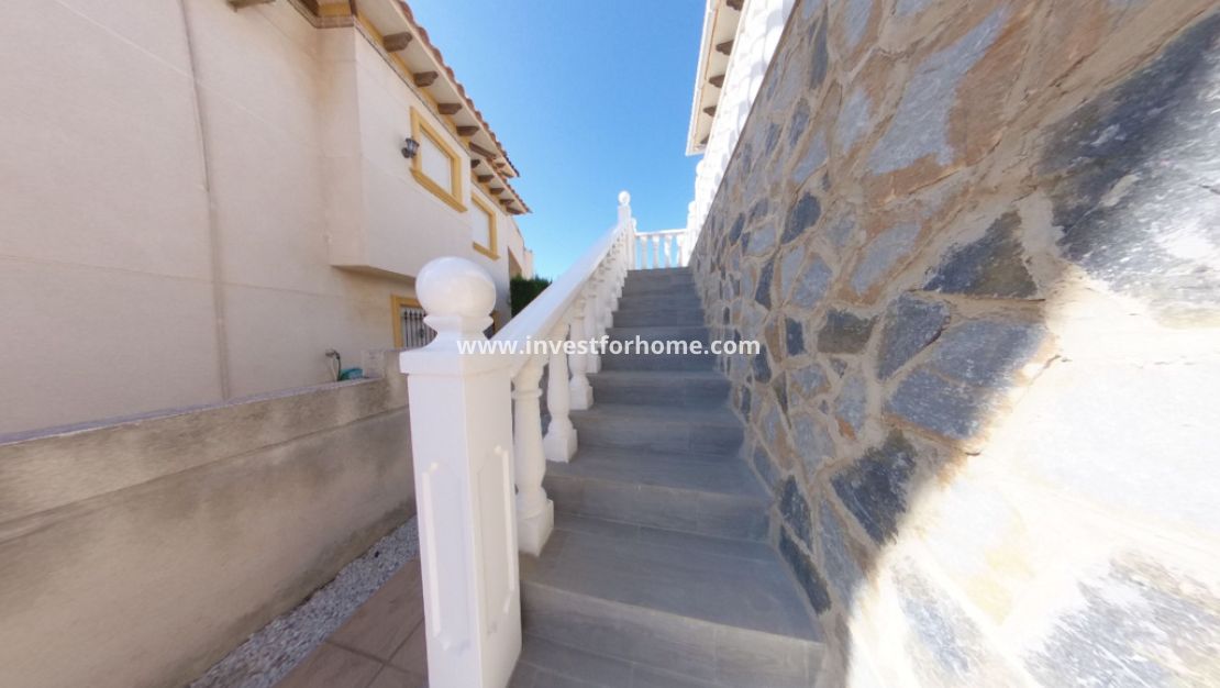 Sale - Villa - Orihuela Costa - Costa Blanca