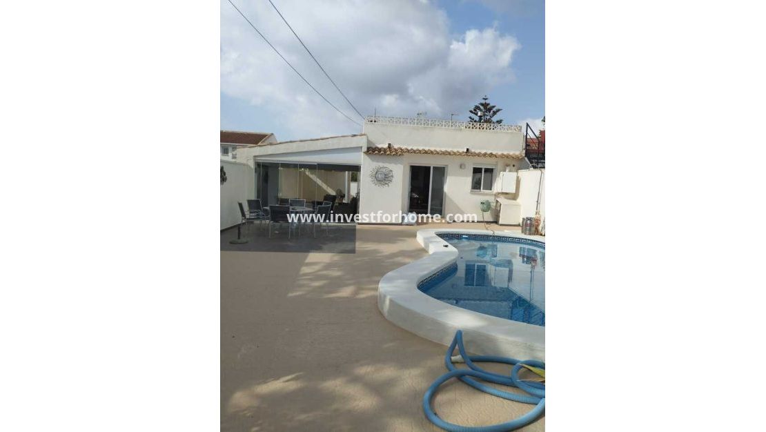 Sale - Villa - Orihuela Costa - Costa Blanca
