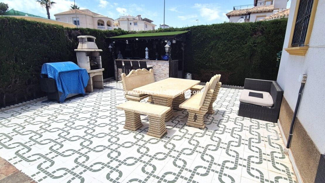 Sale - Villa - Orihuela Costa - Costa Blanca