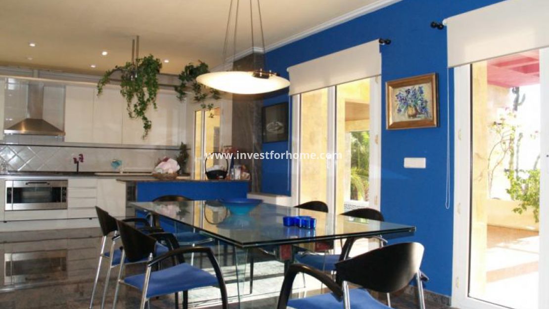 Sale - Villa - Orihuela Costa - Costa Blanca