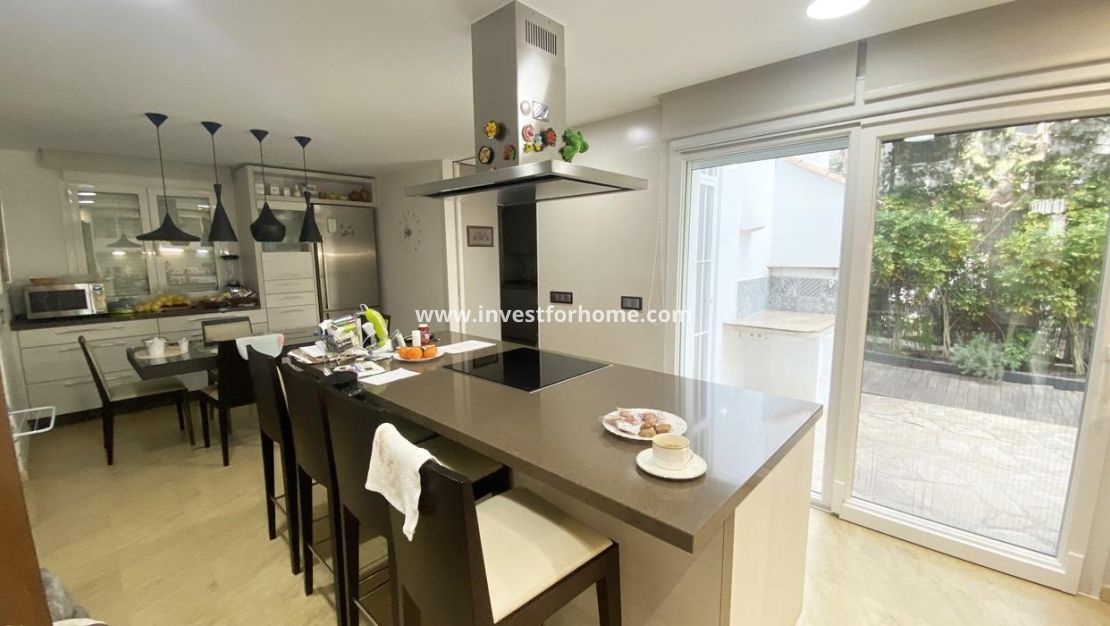 Sale - Villa - Orihuela Costa - Dehesa De Campoamor