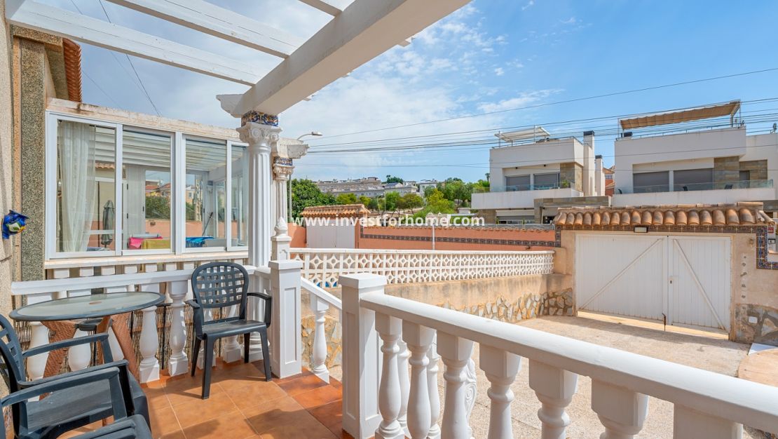 Sale - Villa - Orihuela Costa - El Galan