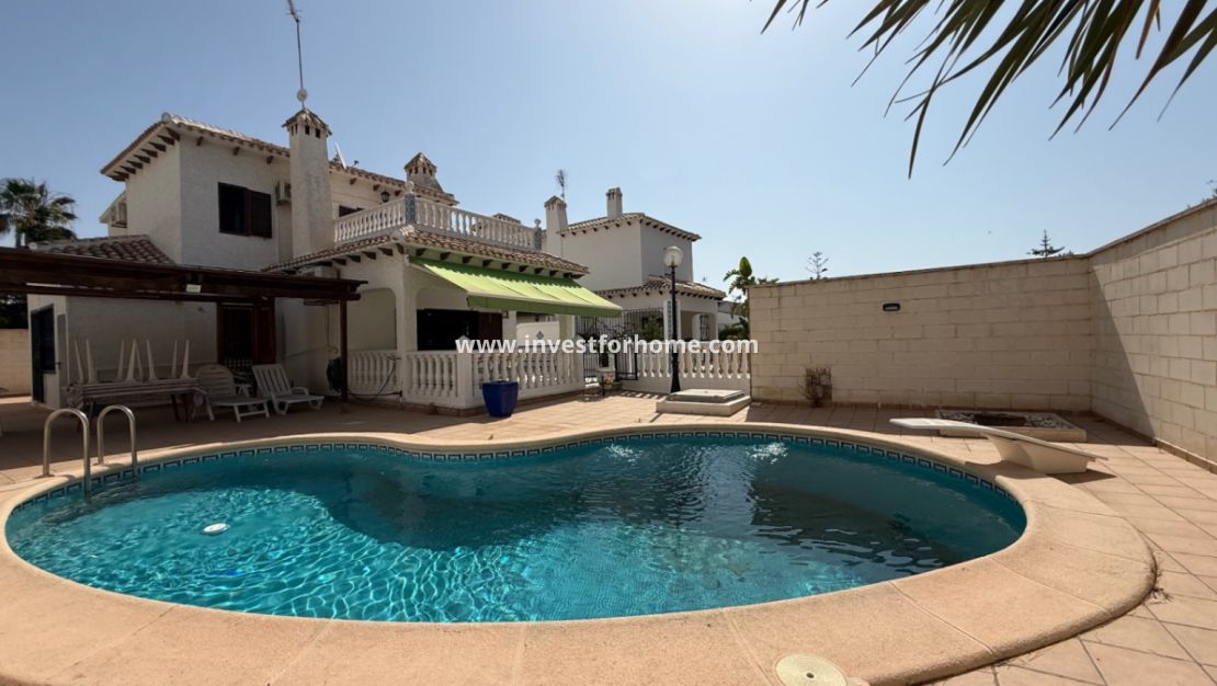 Sale - Villa - Orihuela Costa - Inland