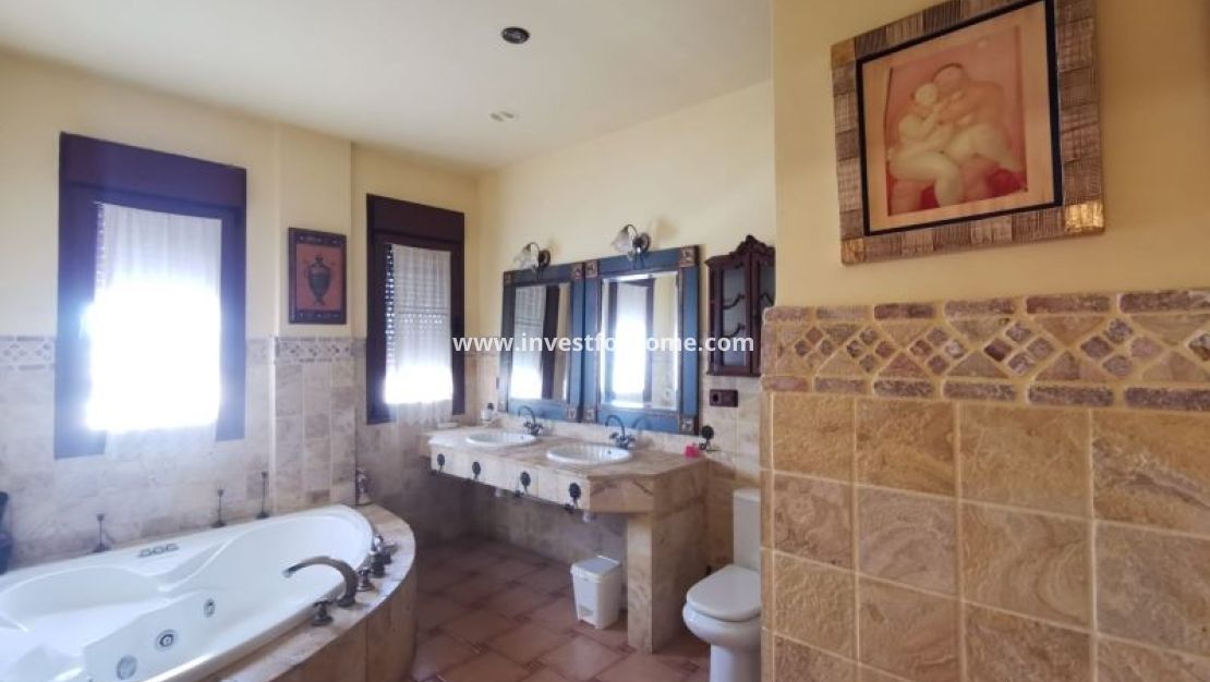 Sale - Villa - Orihuela Costa - Inland