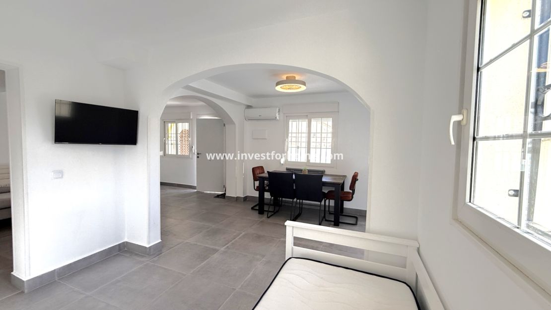 Sale - Villa - Orihuela Costa - Inland