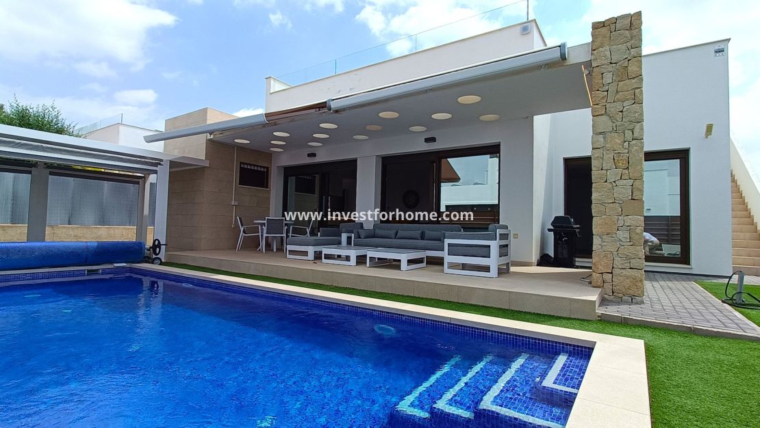 Sale - Villa - Orihuela Costa - Inland