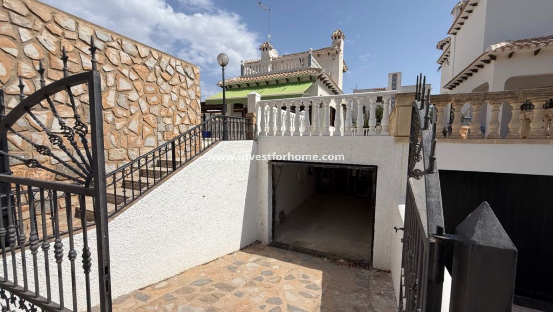 Sale - Villa - Orihuela Costa - Inland