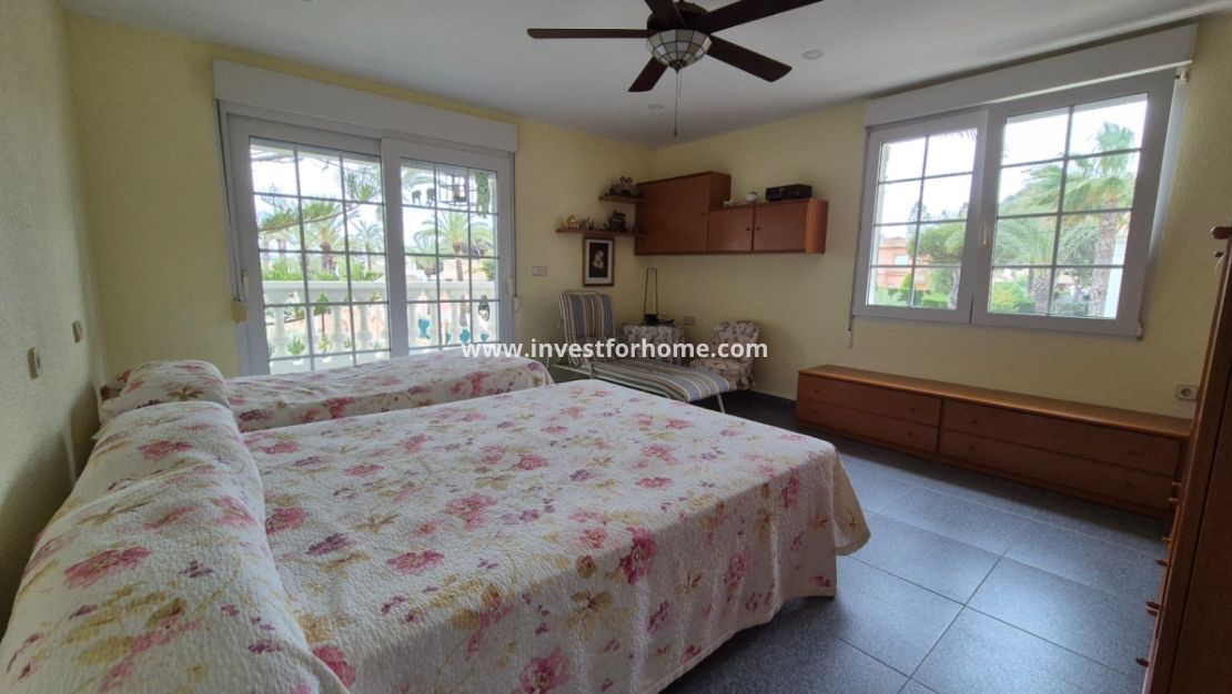 Sale - Villa - Orihuela Costa - Inland