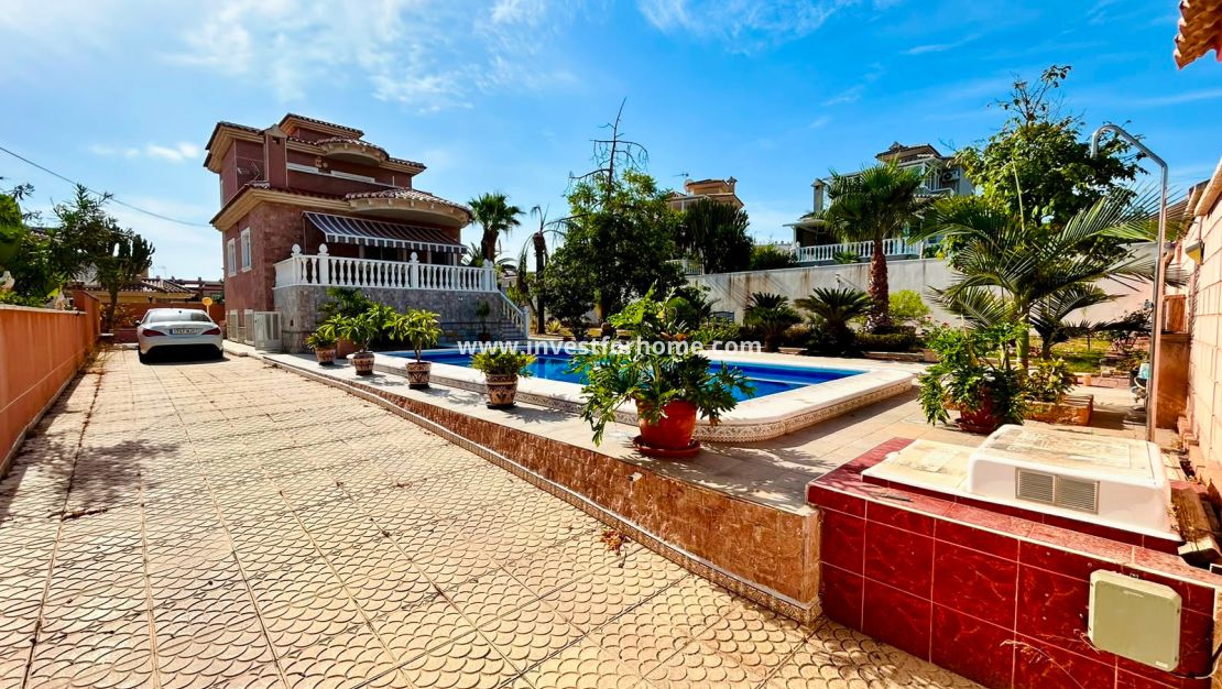 Sale - Villa - Orihuela Costa - Inland