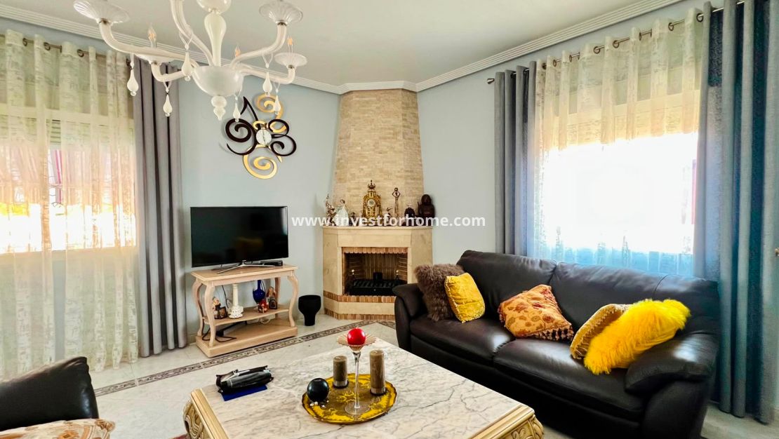 Sale - Villa - Orihuela Costa - Inland