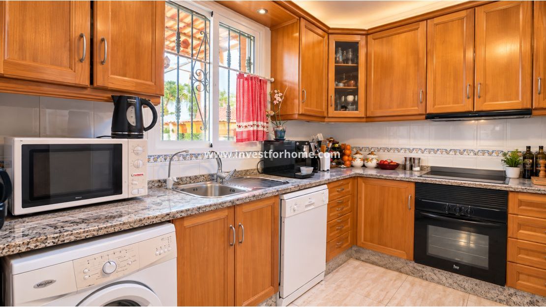 Sale - Villa - Orihuela Costa - Inland