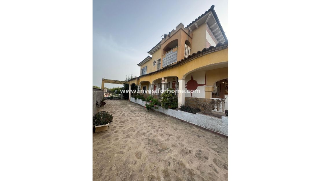 Sale - Villa - Orihuela Costa - La Campaneta