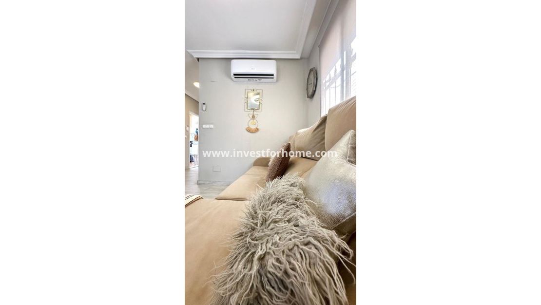 Sale - Villa - Orihuela Costa - La Regia