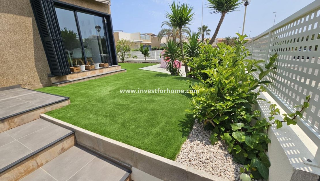 Sale - Villa - Orihuela Costa - La Regia