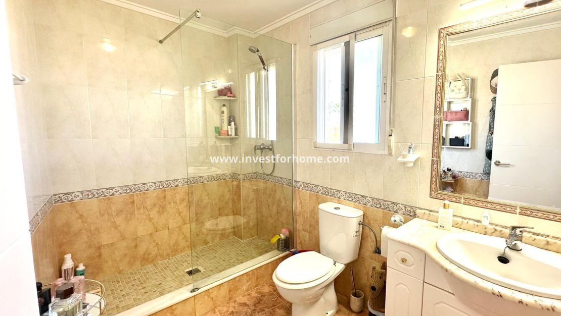 Sale - Villa - Orihuela Costa - La Regia