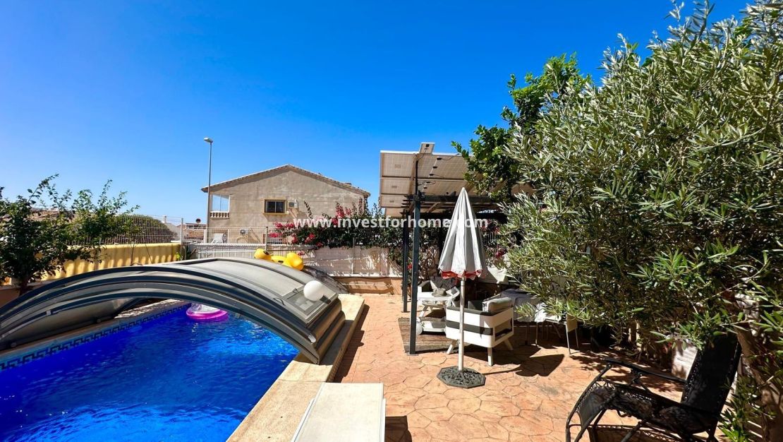 Sale - Villa - Orihuela Costa - La Regia
