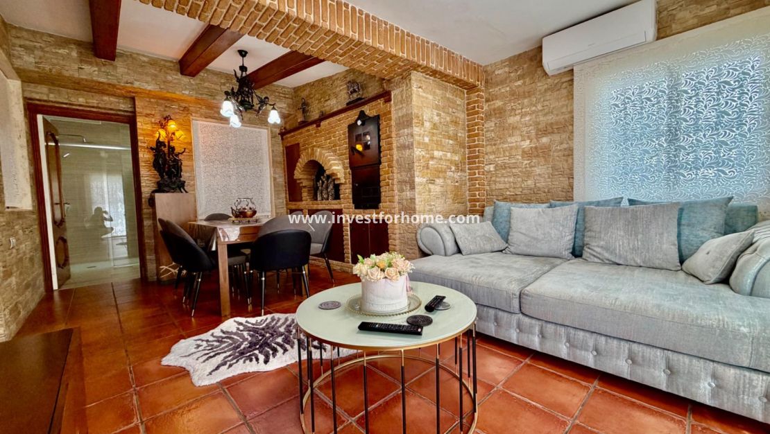 Sale - Villa - Orihuela Costa - La Zenia