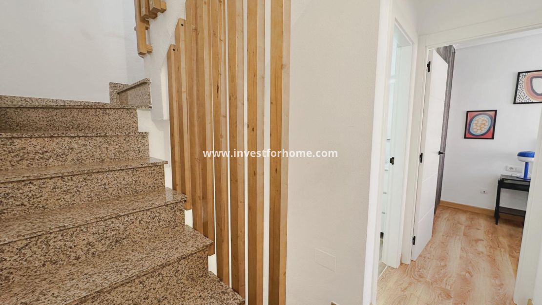 Sale - Villa - Orihuela Costa - La Zenia