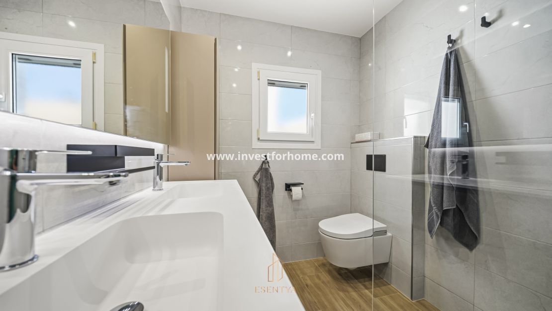 Sale - Villa - Orihuela Costa - La Zenia