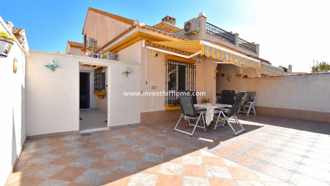 Sale - Villa - Orihuela Costa - La Zenia