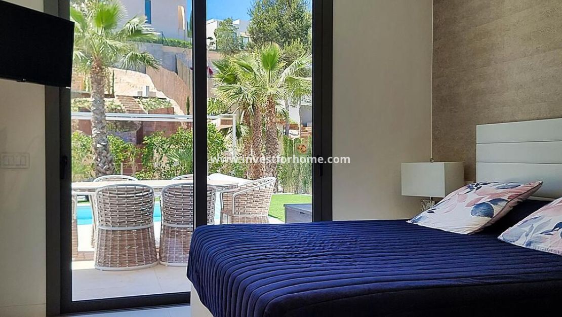 Sale - Villa - Orihuela Costa - Las Colinas Golf