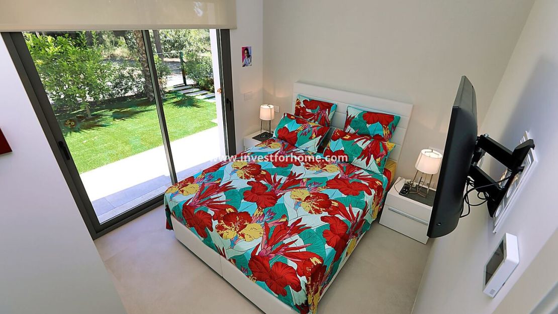 Sale - Villa - Orihuela Costa - Las Colinas Golf