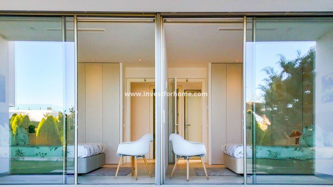 Sale - Villa - Orihuela Costa - Las Colinas Golf