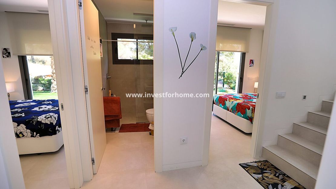 Sale - Villa - Orihuela Costa - Las Colinas Golf