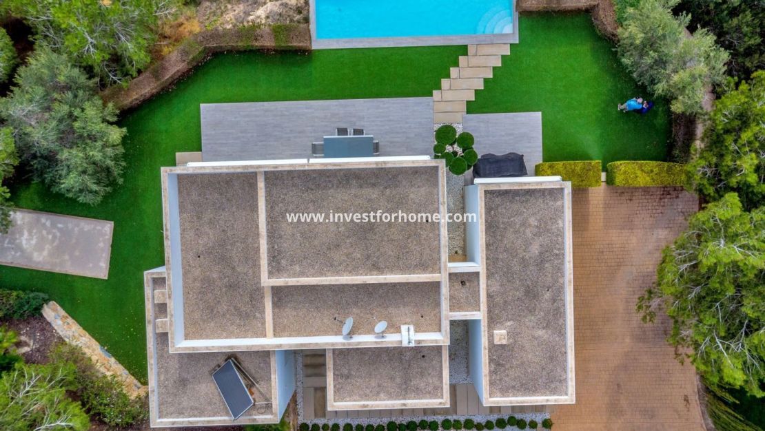 Sale - Villa - Orihuela Costa - Las Colinas Golf