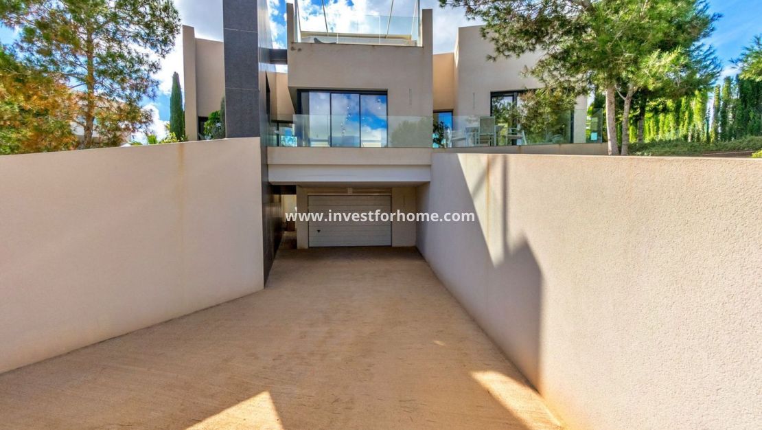 Sale - Villa - Orihuela Costa - Las Colinas Golf