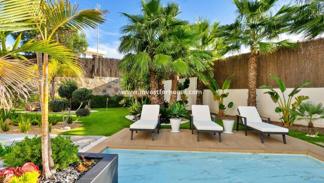 Sale - Villa - Orihuela Costa - Las Colinas Golf