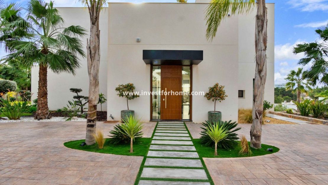 Sale - Villa - Orihuela Costa - Las Colinas Golf