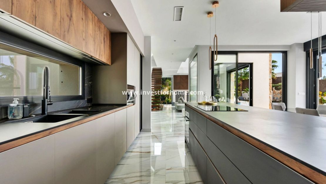 Sale - Villa - Orihuela Costa - Las Colinas Golf