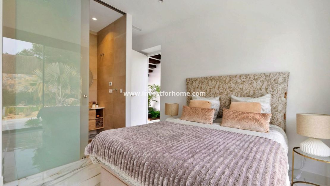 Sale - Villa - Orihuela Costa - Las Colinas Golf