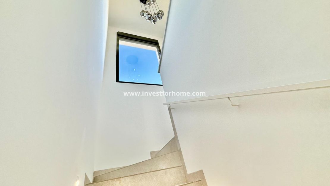 Sale - Villa - Orihuela Costa - Las Colinas Golf