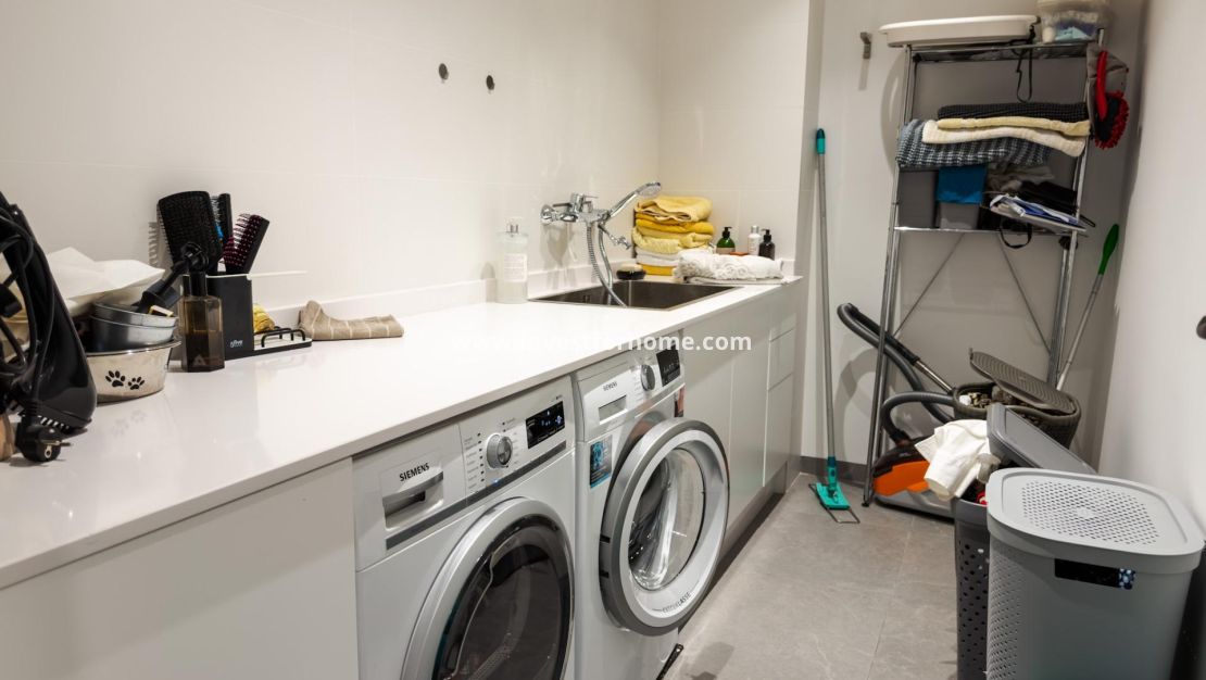 Sale - Villa - Orihuela Costa - Las Colinas Golf