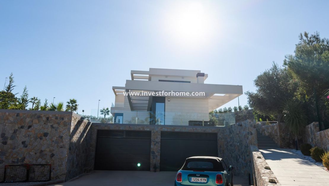 Sale - Villa - Orihuela Costa - Las Colinas Golf