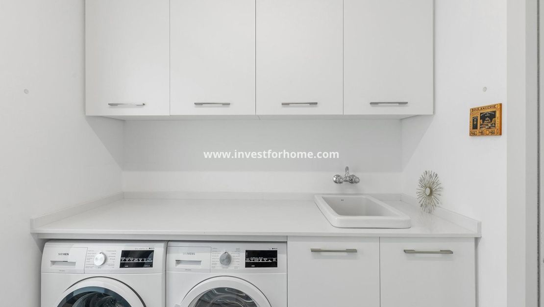 Sale - Villa - Orihuela Costa - Las Colinas Golf