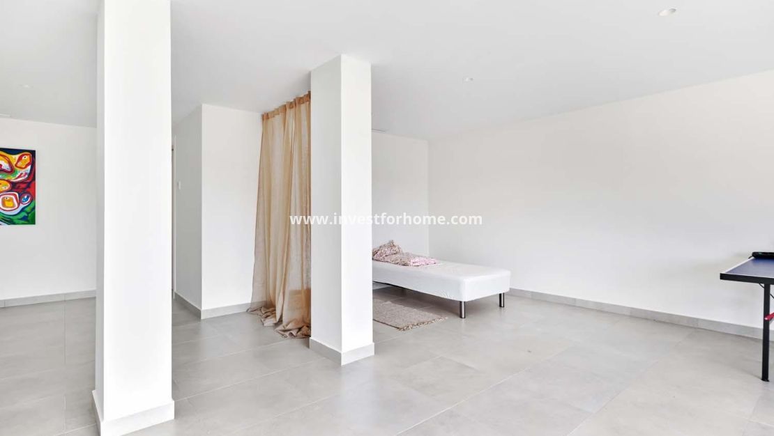 Sale - Villa - Orihuela Costa - Las Colinas Golf