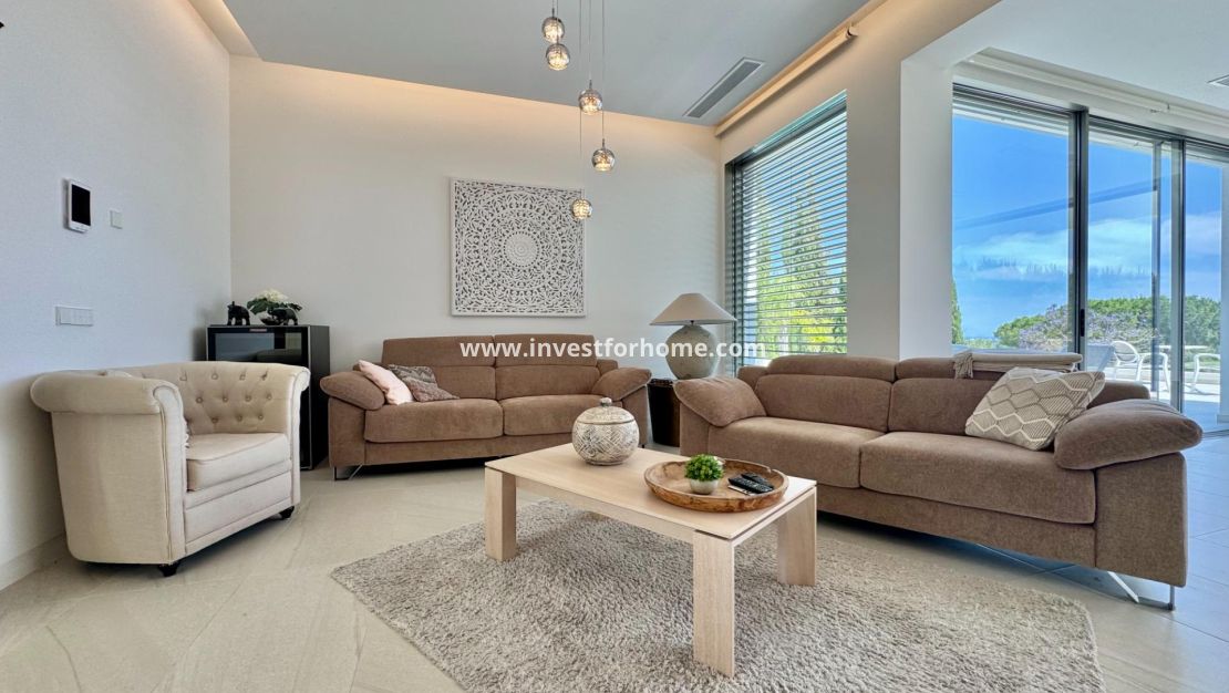 Sale - Villa - Orihuela Costa - Las Colinas Golf