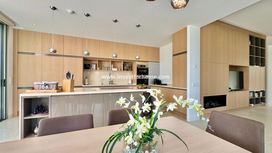 Sale - Villa - Orihuela Costa - Las Colinas Golf