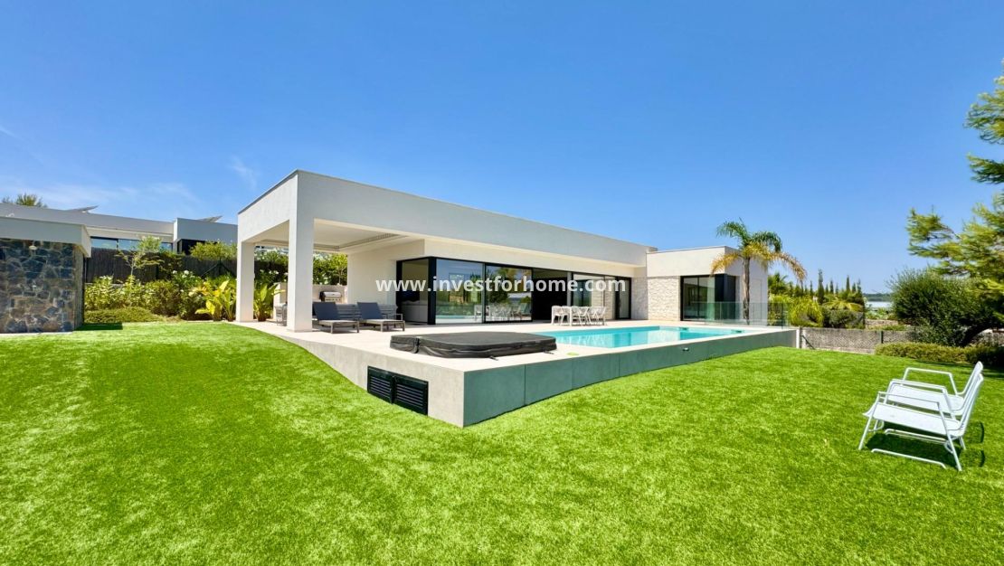 Sale - Villa - Orihuela Costa - Las Colinas Golf