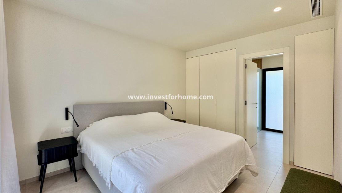 Sale - Villa - Orihuela Costa - Las Colinas Golf
