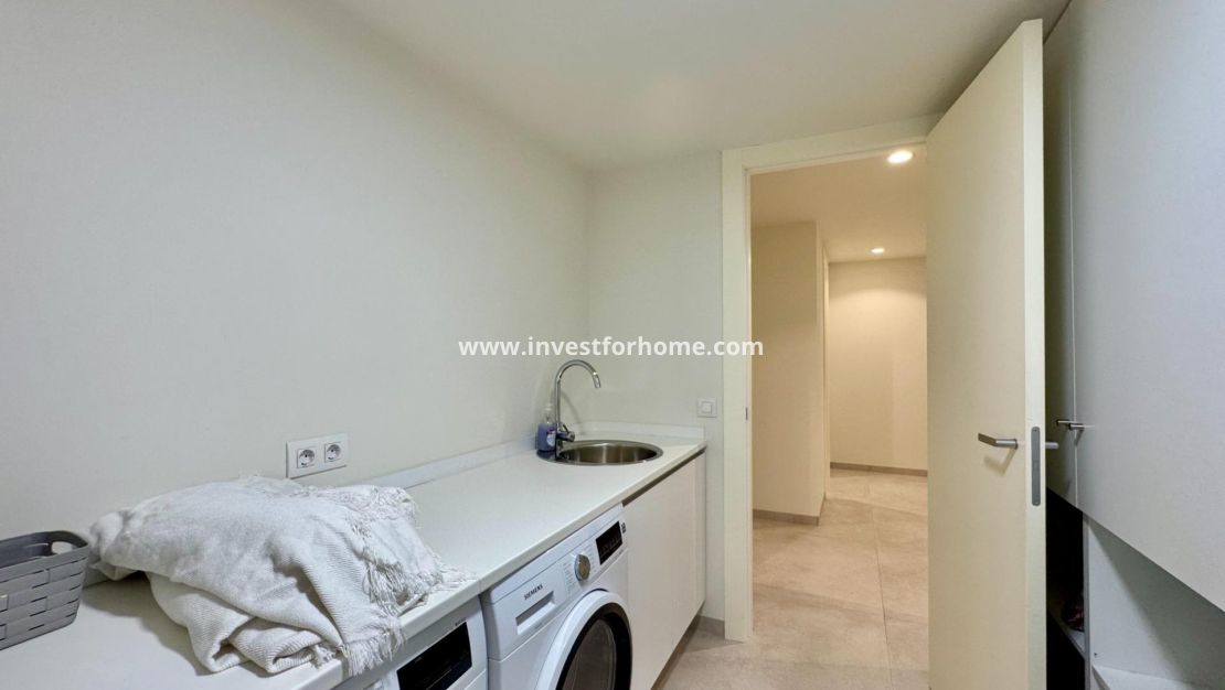 Sale - Villa - Orihuela Costa - Las Colinas Golf