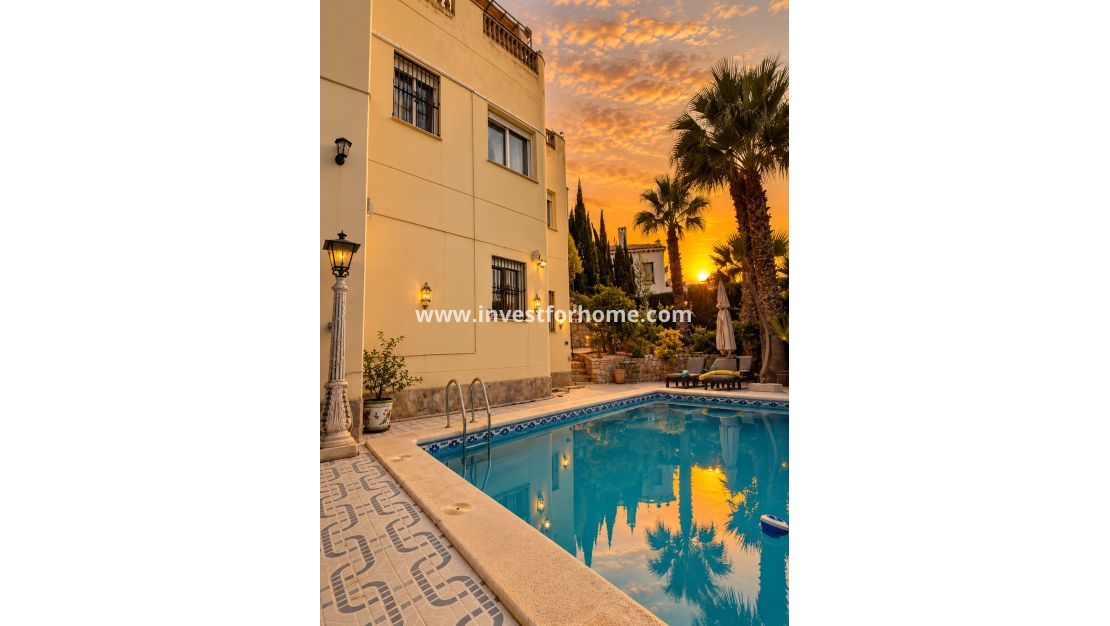 Sale - Villa - Orihuela Costa - Las Ramblas Golf