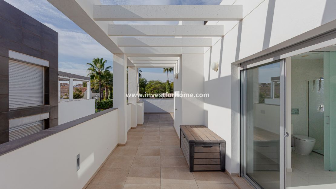 Sale - Villa - Orihuela Costa - Lomas De Cabo Roig