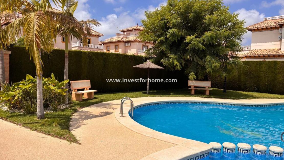 Sale - Villa - Orihuela Costa - Lomas De Cabo Roig