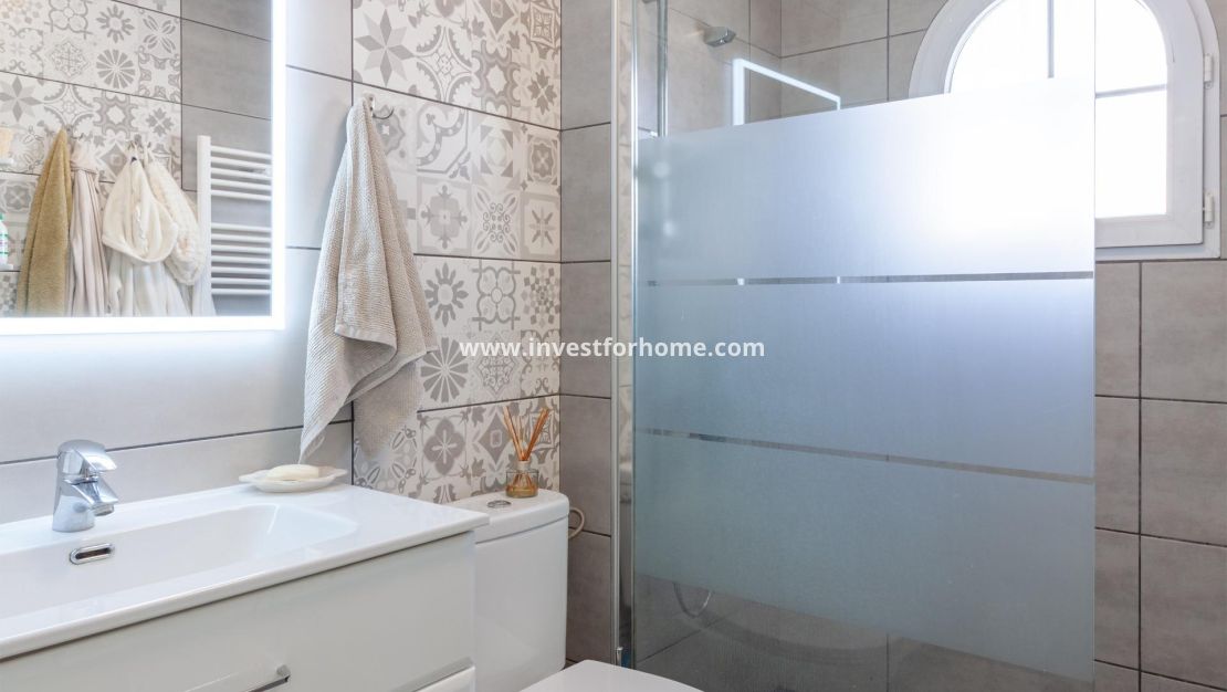 Sale - Villa - Orihuela Costa - Los Almendros-la Florida